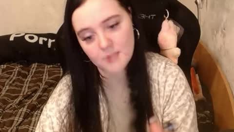 Snapshot of show_for_you chatting on 10.30.25 show_for_you online show from 10.30.25