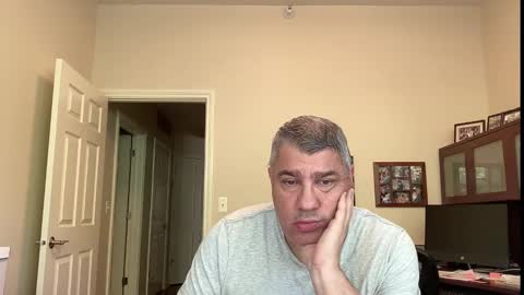 Chicago Guy online show from 09.16.25