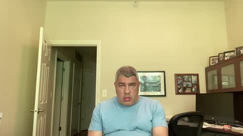 Chicago Guy online show from 07.07.26