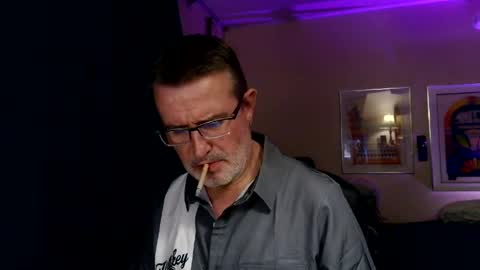 Snapshot of shrewtamer chatting on 05.21.26 shrewtamer online show from 05.21.26