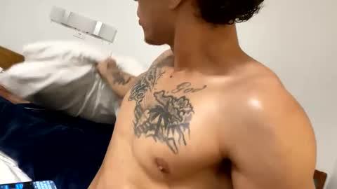 Snapshot of shurthingxx chatting on 01.15.25 shurthingxx online show from 01.15.25