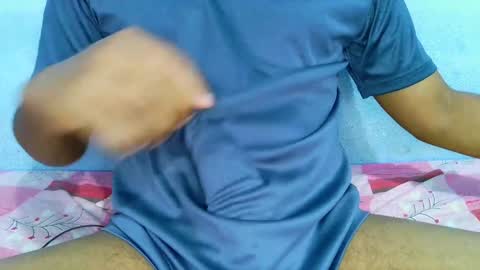 Snapshot of shy_eyes_ chatting on 02.04.25 shyeyes online show from 02.04.25