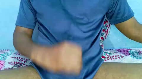 Snapshot of shy_eyes_ chatting on 02.22.25 shyeyes online show from 02.22.25