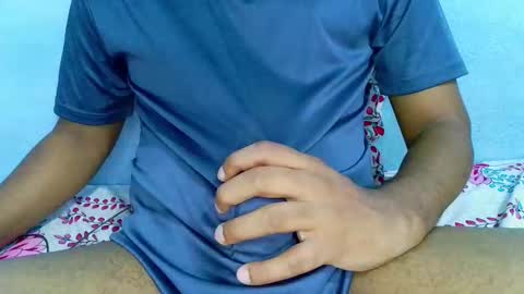 Snapshot of shy_eyes_ chatting on 02.22.25 shyeyes online show from 02.22.25