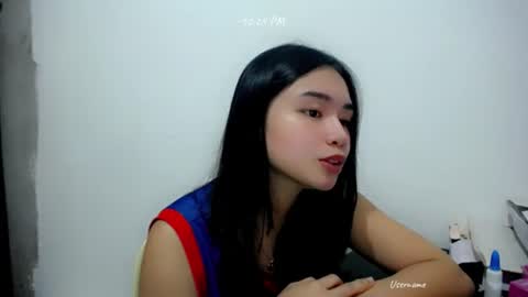 Snapshot of shy_innocent_girl chatting on 07.17.26 shy_innocent_girl online show from 07.17.26