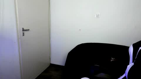 Snapshot of shy_nerd_babyy chatting on 06.29.26 shy_nerd_babyy online show from 06.29.26