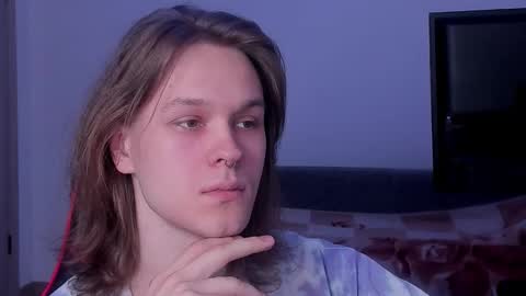 Snapshot of shy_nny chatting on 09.11.25 Mark online show from 09.11.25