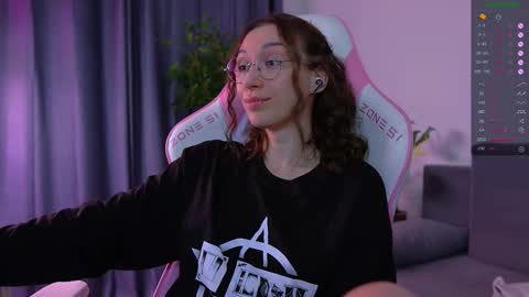  HI i am Marcy online show from 12.19.25