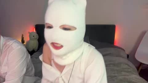 Snapshot of shy_pimps chatting on 11.10.25 Shy pimps online show from 11.10.25