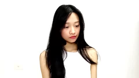 Snapshot of shy_pink_doll chatting on 04.24.26 shy_pink_doll online show from 04.24.26
