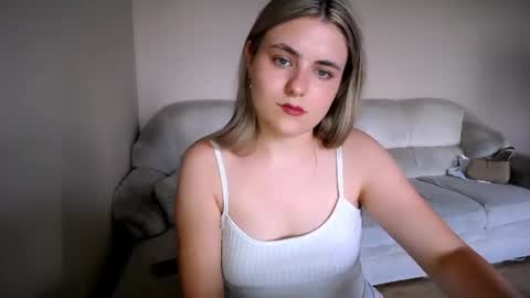 shy_sabrina_ online show from 06.19.26