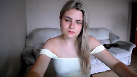 shy_sabrina_ online show from 06.23.26