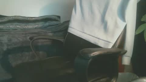 shyboyhugecum2020 online show from 01.12.26