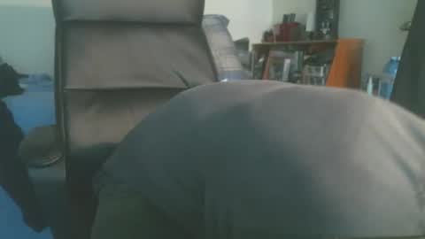 shyboyhugecum2020 online show from 05.09.26