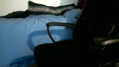 shyboyhugecum2020 online show from 06.08.26