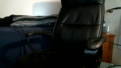 shyboyhugecum2020 online show from 07.14.26