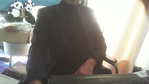 Snapshot of shyfrenchcock chatting on 01.28.25 shyfrenchcock online show from 01.28.25