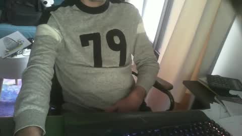 Snapshot of shyfrenchcock chatting on 02.08.25 shyfrenchcock online show from 02.08.25