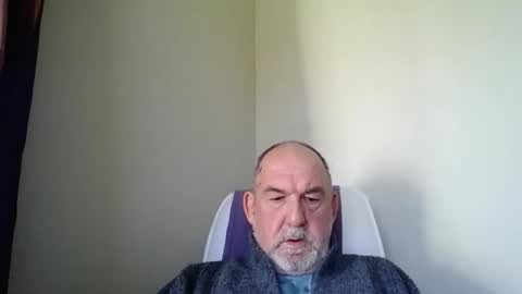 shyguytm online show from 04.01.26