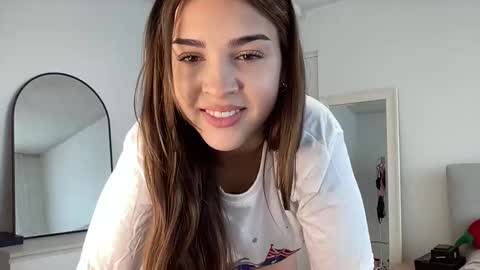 Snapshot of shysashy chatting on 01.24.25 Sasha online show from 01.24.25