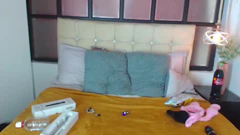 Snapshot of shyvibes_ chatting on 10.16.25 CALL ME  CHARLOTTE online show from 10.16.25