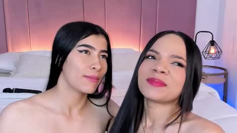 Siara and Zoe tattoo online show from 03.24.26