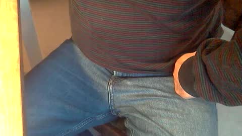 Snapshot of sibblii0 chatting on 12.18.24 Seba online show from 12.18.24