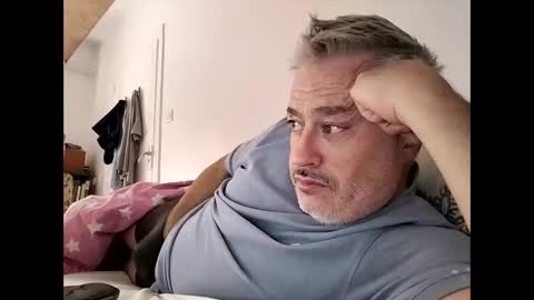 Snapshot of sibemolx chatting on 10.19.25 sibemolx online show from 10.19.25