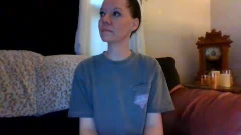Snapshot of sidneyraee chatting on 06.06.26 Mrs. St. Patrickk online show from 06.06.26