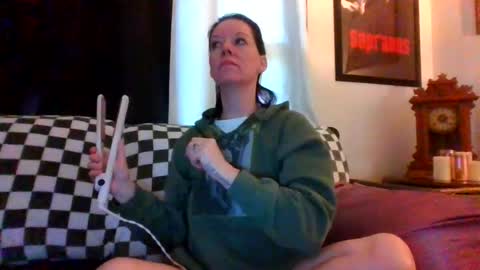 Snapshot of sidneyraee chatting on 07.03.26 Mrs. St. Patrickk online show from 07.03.26