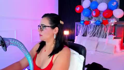 Snapshot of sienarosewood chatting on 07.05.26 Siena Rosewood online show from 07.05.26