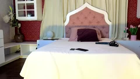 SinnaDark online show from 04.20.26