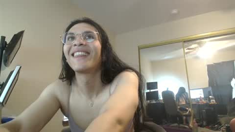 Snapshot of siennalilbunnykate chatting on 02.10.25 Nicole Zelaya Ferrati Niky Ferrati online show from 02.10.25