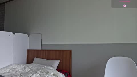 Snapshot of silas_kim chatting on 02.22.26 Silas Kim online show from 02.22.26