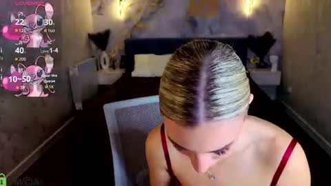 Snapshot of silen_tori chatting on 06.19.26 Silen online show from 06.19.26