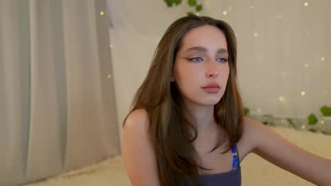 Snapshot of silent_chill chatting on 03.12.25 Chilli online show from 03.12.25