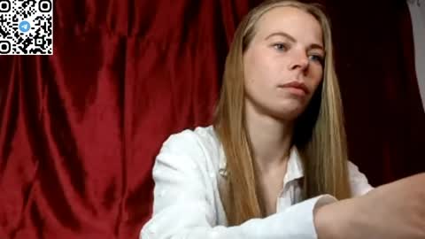 JULIANA online show from 04.13.26