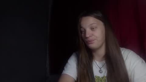 Snapshot of silkqueen_88 chatting on 07.22.26 Angelica online show from 07.22.26