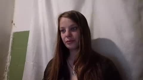 Snapshot of silkqueen_88 chatting on 07.26.26 Angelica online show from 07.26.26