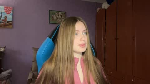 Snapshot of silksinner_ chatting on 04.03.26 Erica online show from 04.03.26