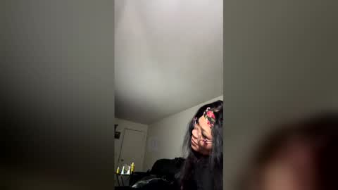 Snapshot of silkybvtter chatting on 04.09.26 SilkyBvtter online show from 04.09.26