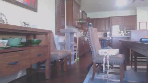 Snapshot of silkylvr chatting on 10.30.25 Silkylvr Crossdresser online show from 10.30.25