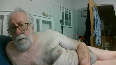 sillyoldman45221063 online show from 07.24.26