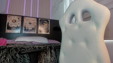 silvia online show from 01.21.25
