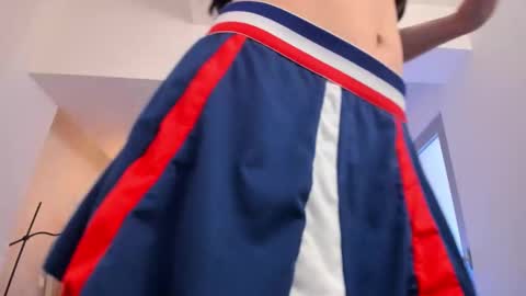 Wendy help me get get 69 likes  online show from 11.16.25