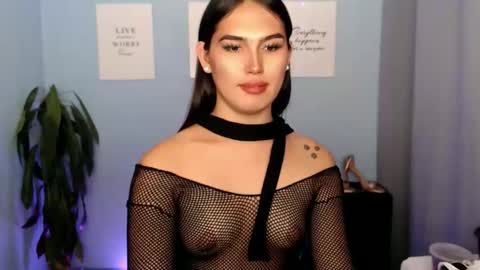 Snapshot of simisonova69 chatting on 02.20.26 Simi online show from 02.20.26