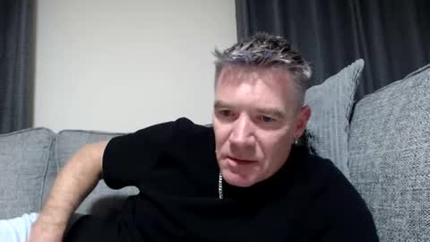 Snapshot of simplelife0 chatting on 11.14.25 Ricky online show from 11.14.25