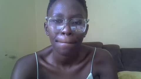 Snapshot of simplyloy33 chatting on 11.08.25 simplyloy33 online show from 11.08.25