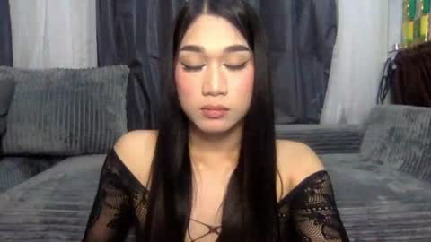Kylie online show from 06.25.26