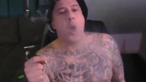 Snapshot of sinalco1975 chatting on 10.23.25 sinalco1975 online show from 10.23.25